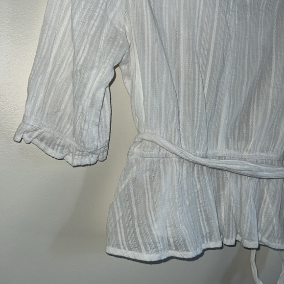HAYDEN - SMALL WHITE ELASTIC WAIST W/ TIE BLOUSE EUC - Picture 8 of 12